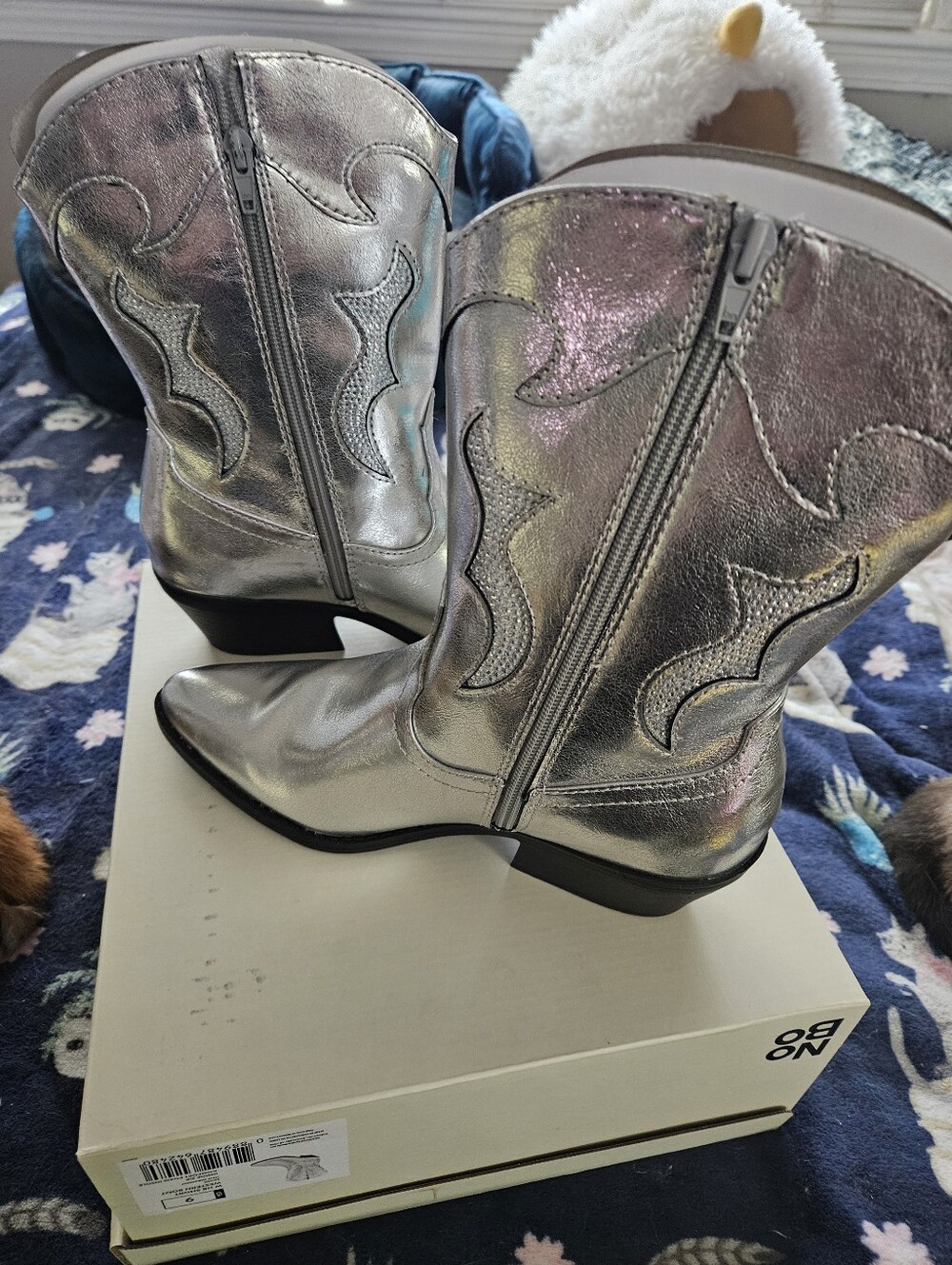 BRAND NEW ** Silver Metallic Cowboy Boots with Side Zipper